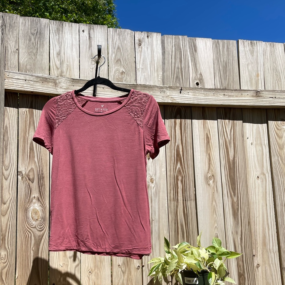 American Eagle top